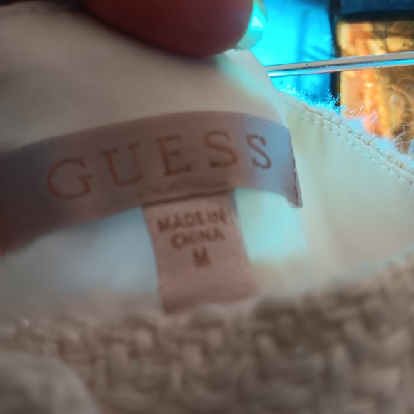 Guess ladies shorts - Picture 8 of 9
